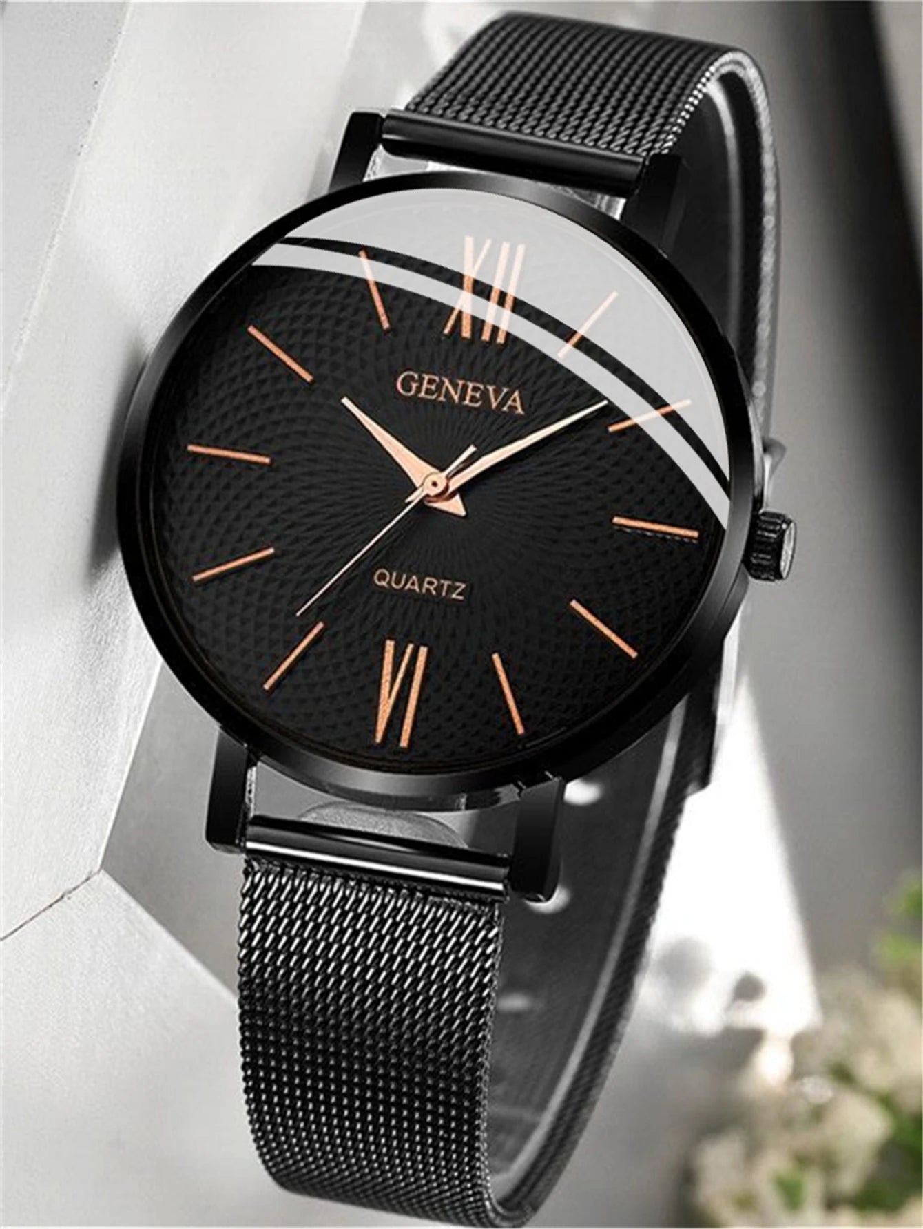 Lunessa Watch